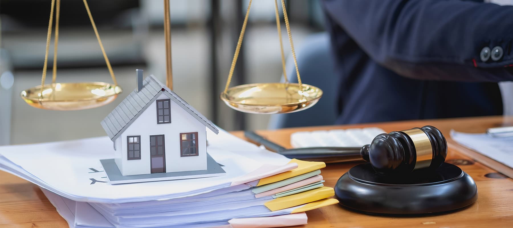 estate litigation lawyer